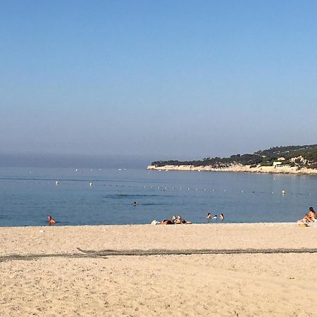 Large Private Garden, Quiet 2-Bedroom Apartment, Air Conditioning, Wifi, Parking Cassis Buitenkant foto