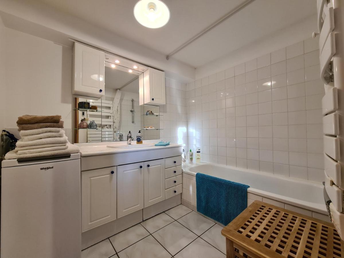 Large Private Garden, Quiet 2-Bedroom Apartment, Air Conditioning, Wifi, Parking Cassis Buitenkant foto