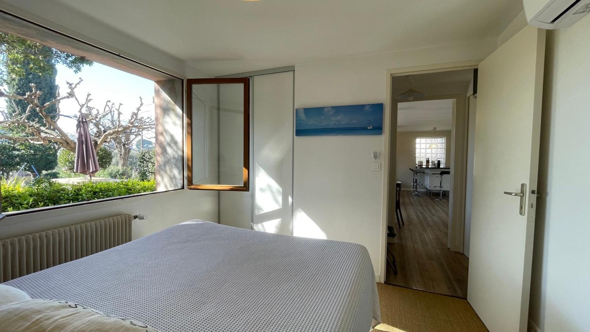 Large Private Garden, Quiet 2-Bedroom Apartment, Air Conditioning, Wifi, Parking Cassis Buitenkant foto