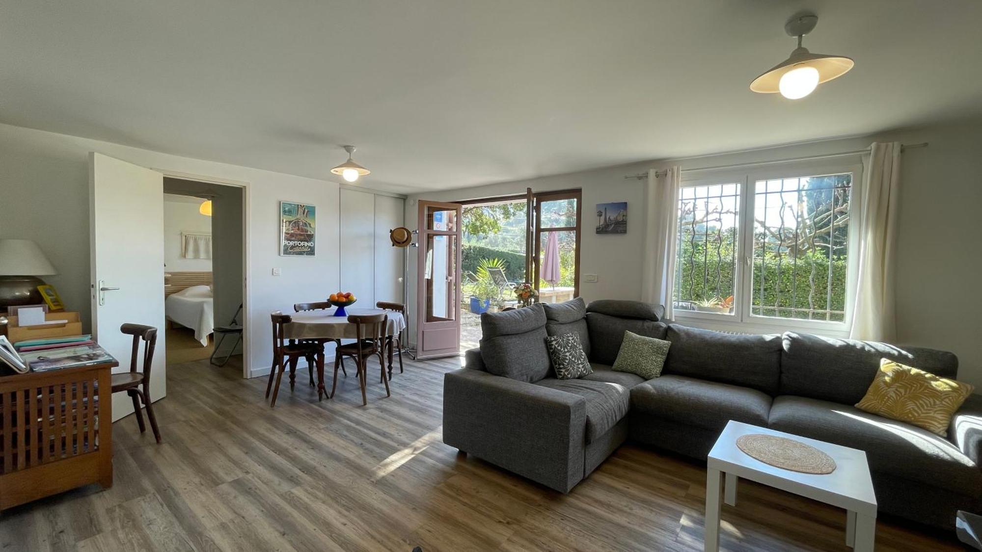 Large Private Garden, Quiet 2-Bedroom Apartment, Air Conditioning, Wifi, Parking Cassis Buitenkant foto