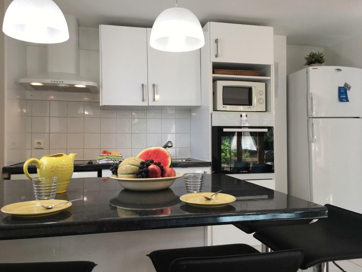 Large Private Garden, Quiet 2-Bedroom Apartment, Air Conditioning, Wifi, Parking Cassis Buitenkant foto