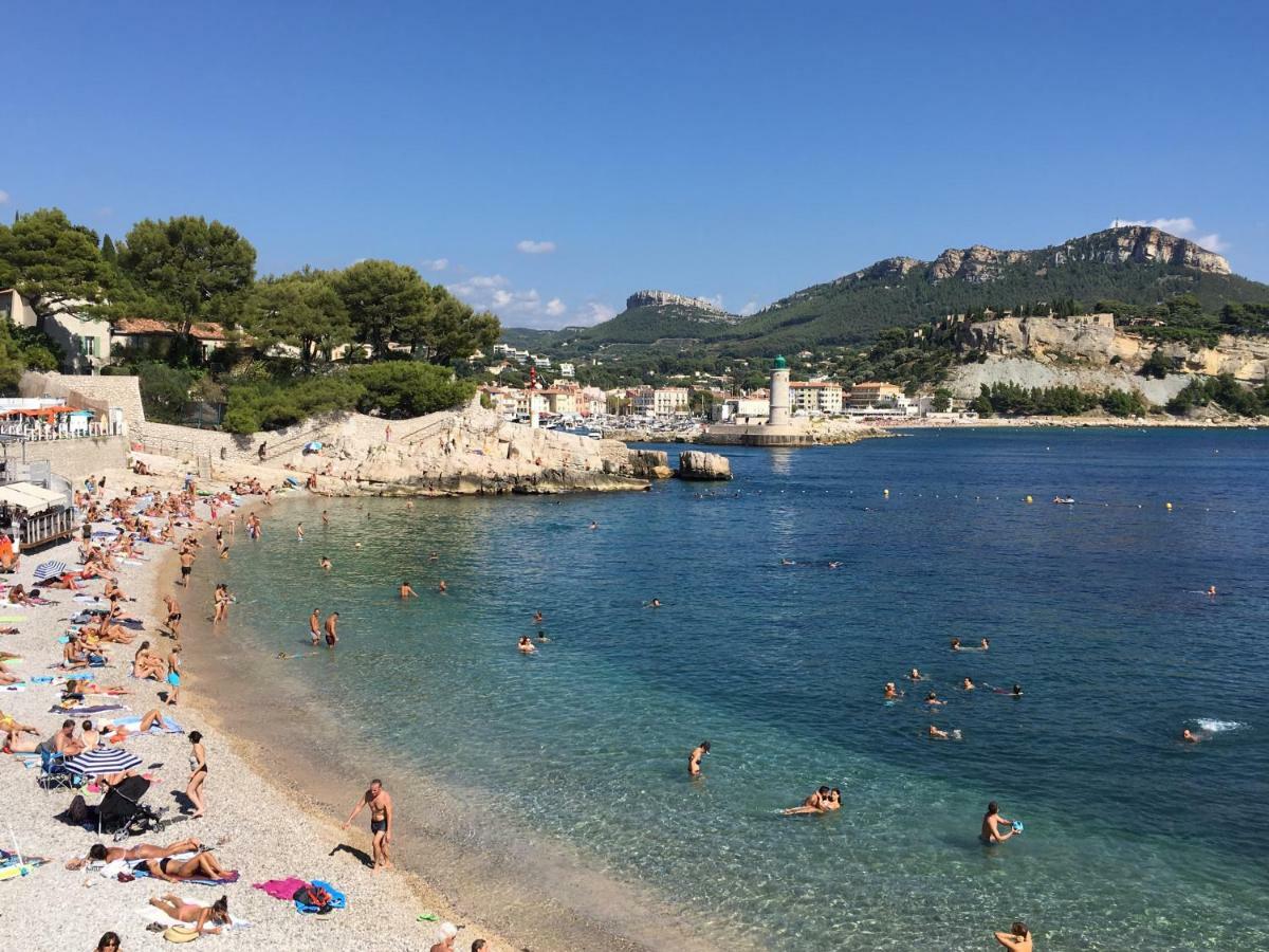 Large Private Garden, Quiet 2-Bedroom Apartment, Air Conditioning, Wifi, Parking Cassis Buitenkant foto
